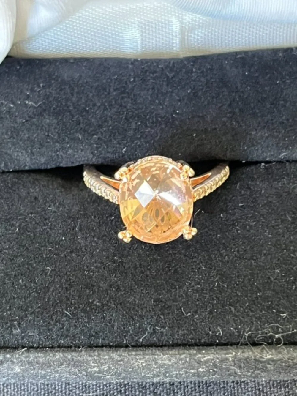 Ladies Beautiful Rose Gold/925 Cocktail Ring size 8-81/4